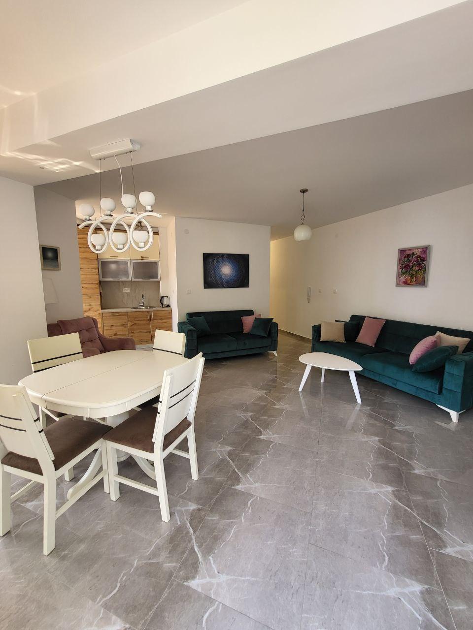 Magnificent apartment in Rafailovici close to the sea