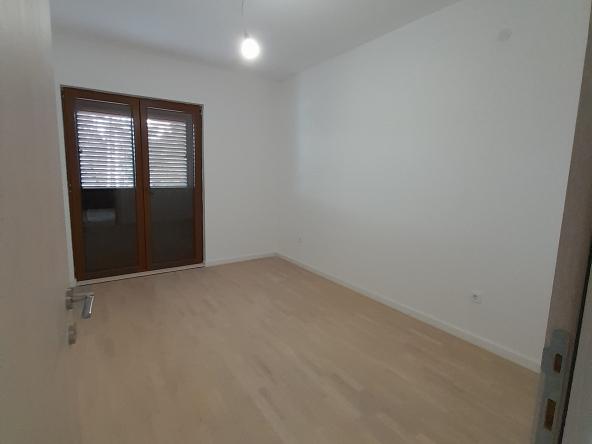 apartment-with-3-bedrooms-in-tivat-near-the-center