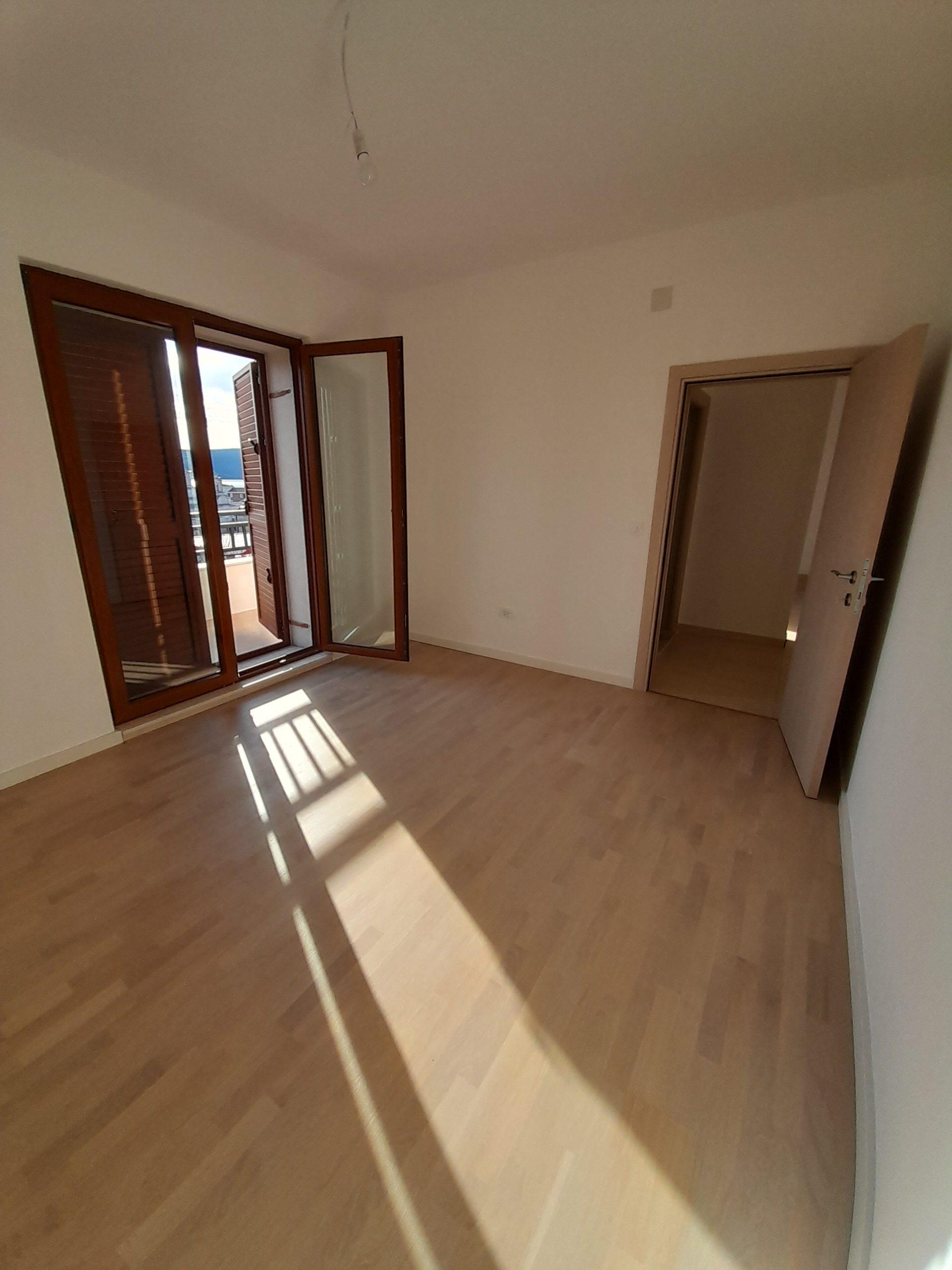 apartment-with-3-bedrooms-in-tivat-near-the-center
