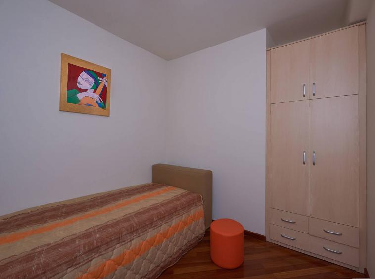 3 bedroom apartment in the center of Budva