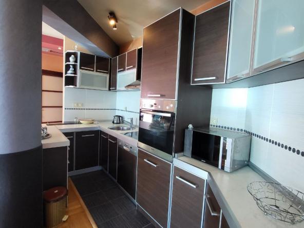 Family apartment with 3 bedrooms in Budva