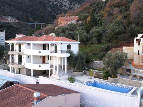 buy a villa in montenegro