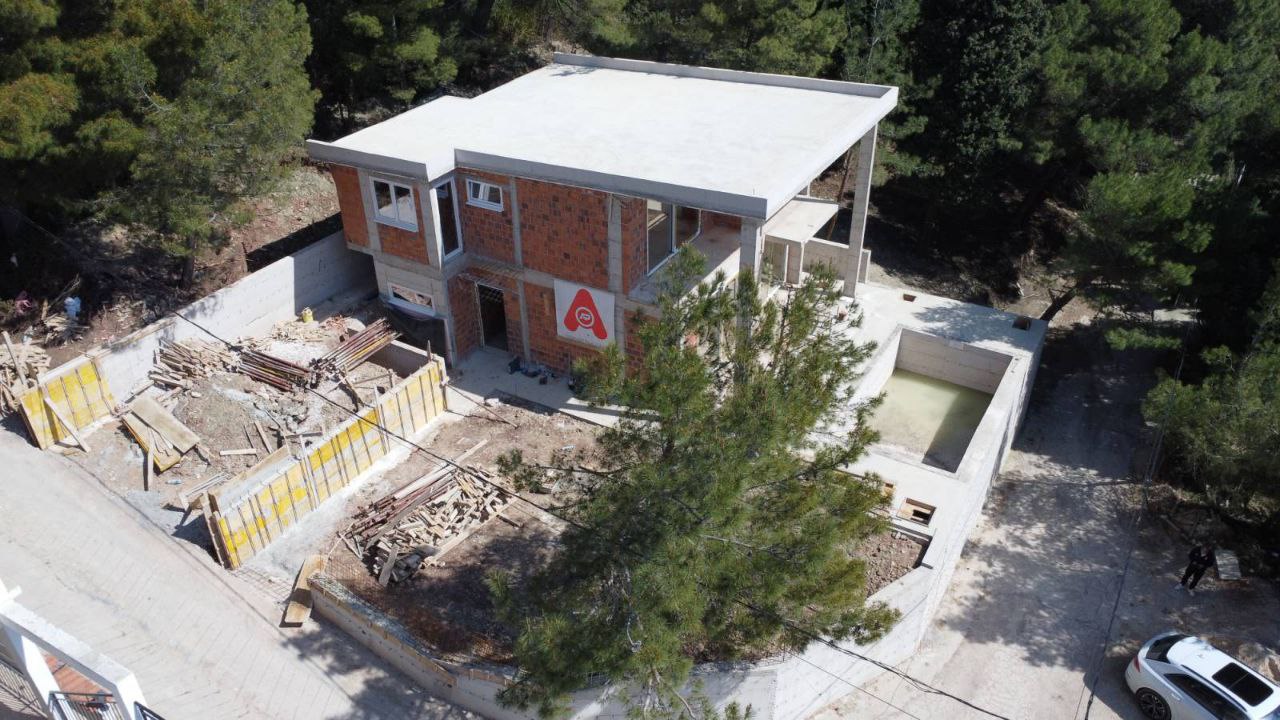 bar montenegro house for sale