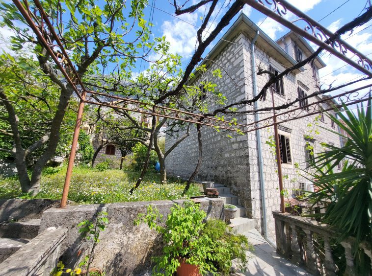 stone house for sale montenegro