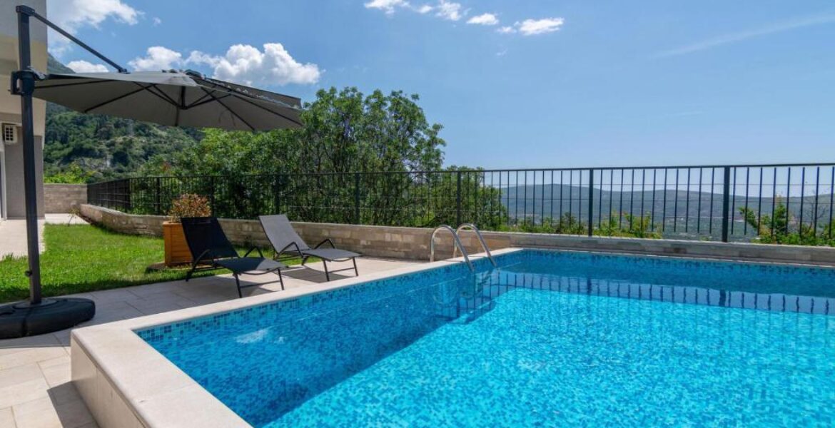 villa in montenegro for sale