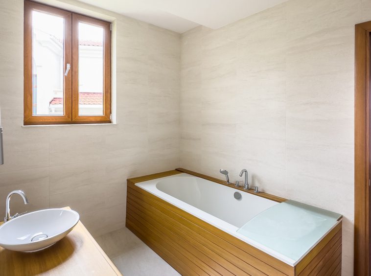 kotor house for sale