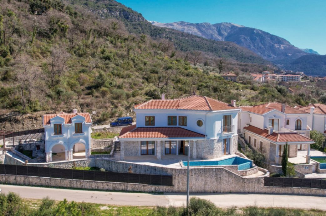 kotor house for sale