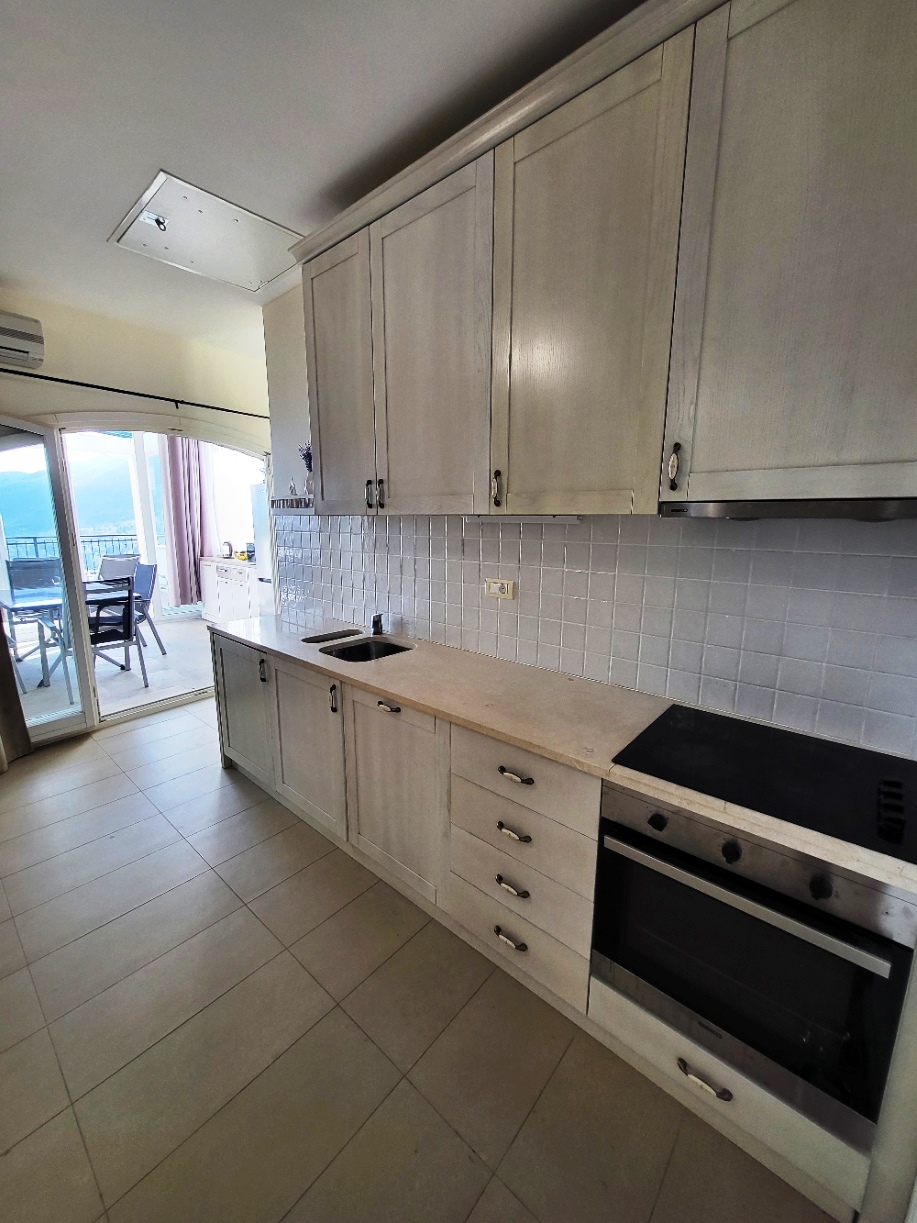 herceg novi apartments for sale