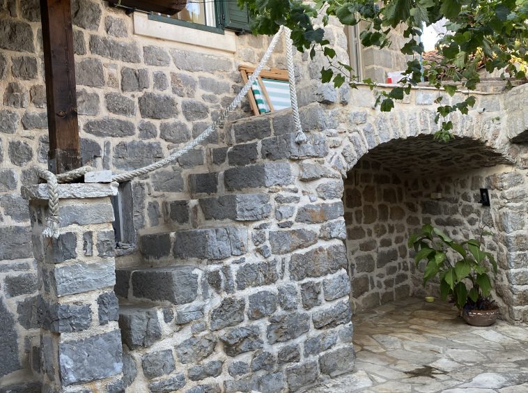 tivat house for sale