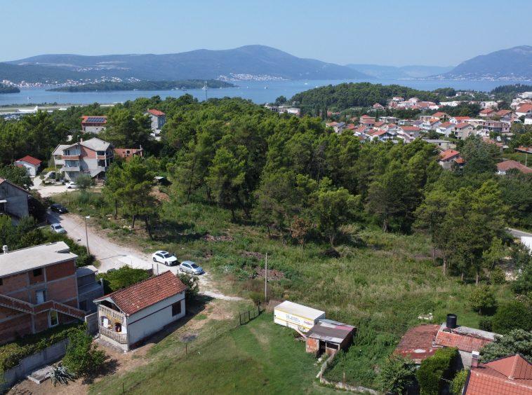 buying land in montenegro