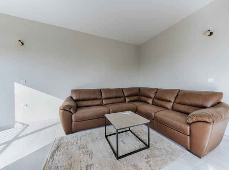 buy house bar montenegro