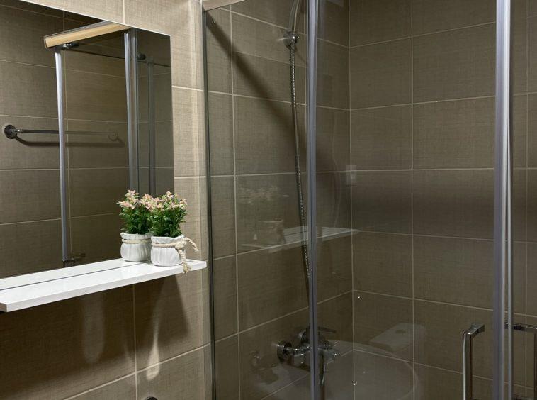 montenegro estate agents