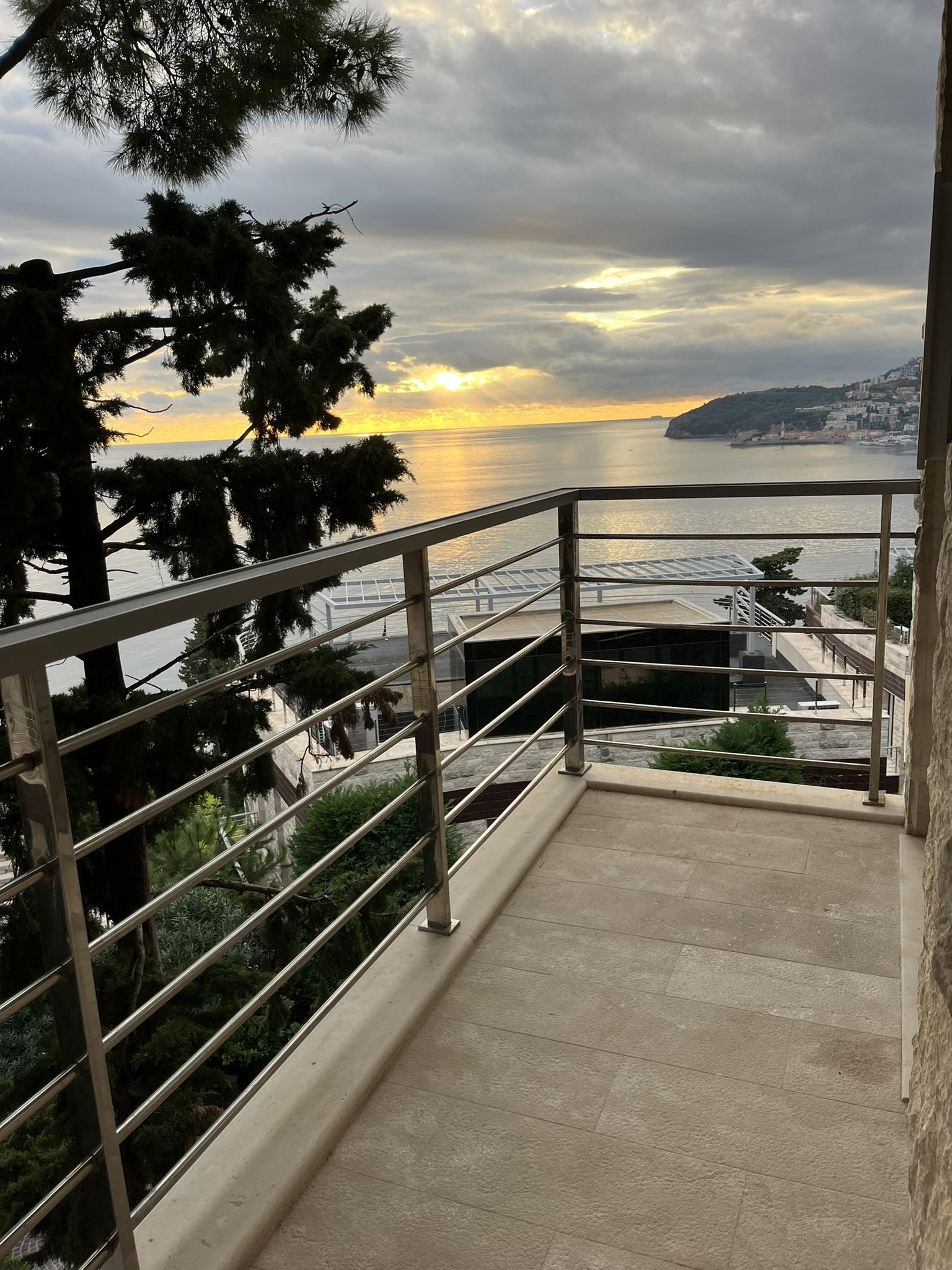 dukley gardens for sale