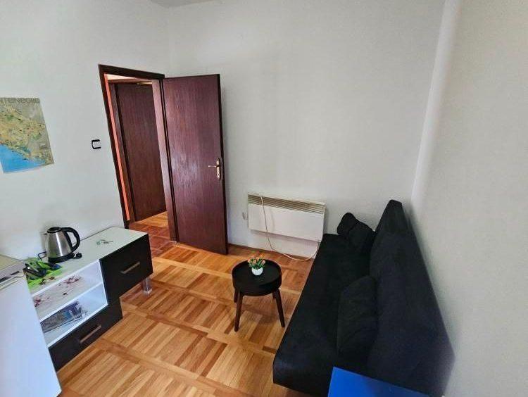 buy house in kotor
