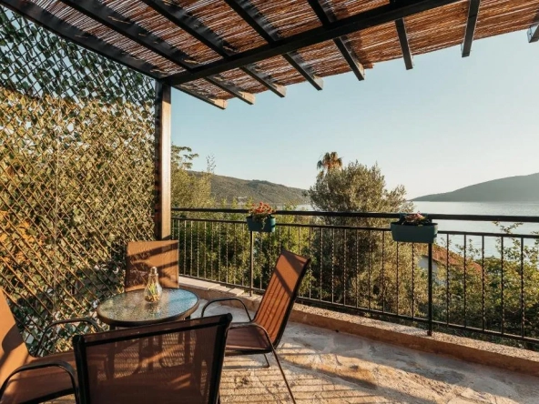 Sale of an operating hotel in the region of Herceg Novi. Magnificent location, first line to the sea, just 50 meters to the equipped beach.