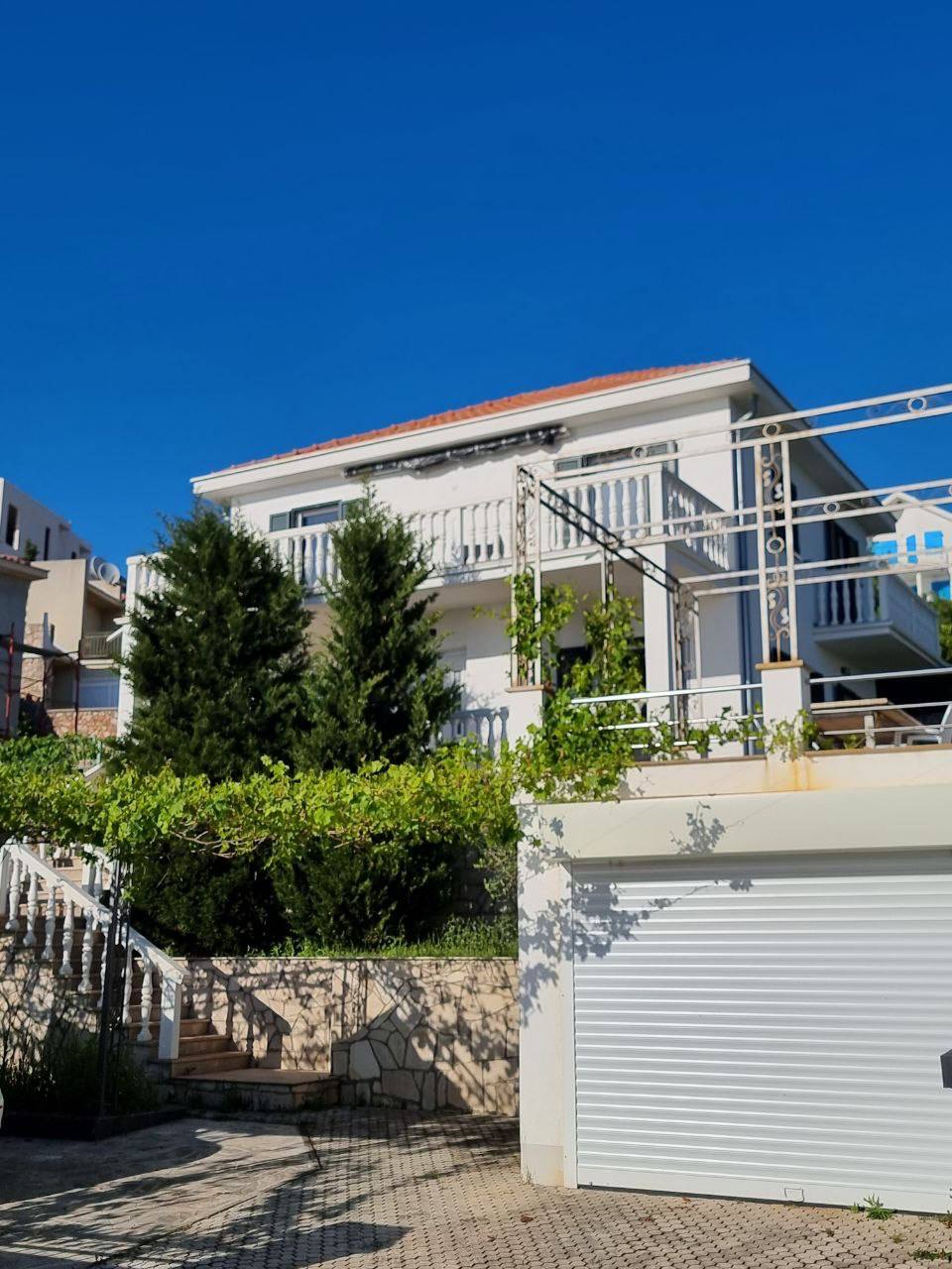 buy home in montenegro