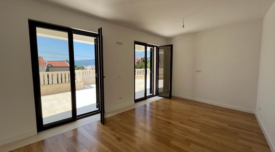 One bedroom apartment in Tivat