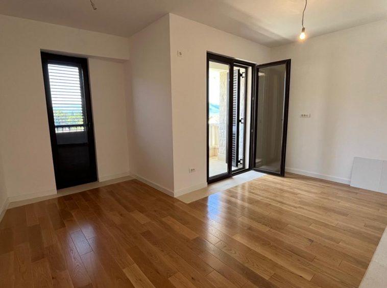 2 bedroom apartment for sale in Tivat