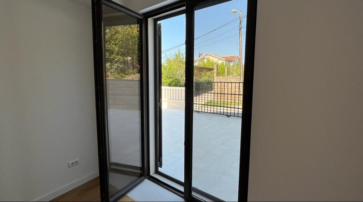 One bedroom apartment in Tivat