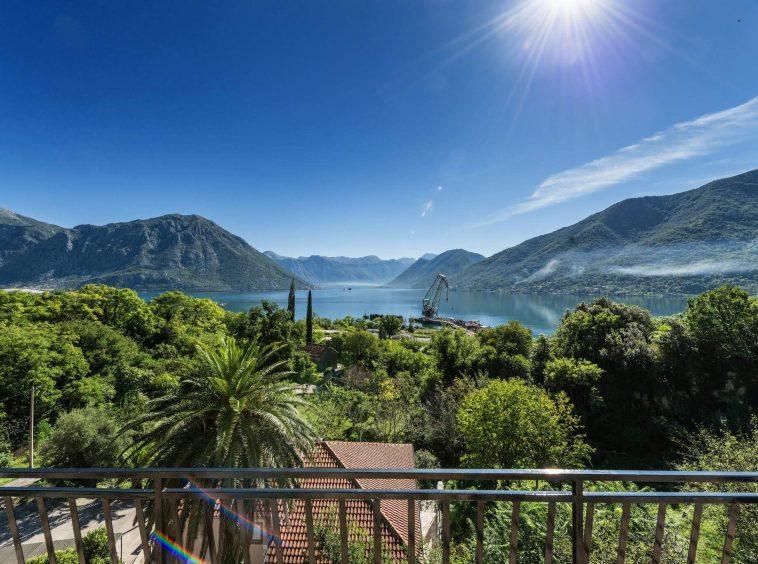 home for rent in the boka bay