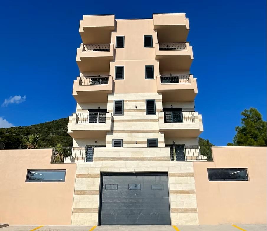 buy apartment in kumbor