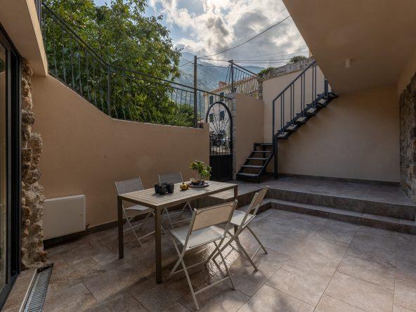 buy villa in Kotor