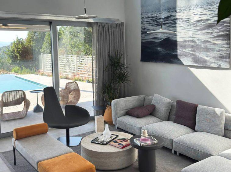 Villas for sale near Sveti Stefan